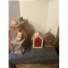 Image 1 : 3 wooden bird houses