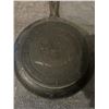 Image 3 : Cast frying pan levcoware