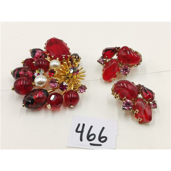 Vintage matching set, red stones