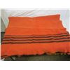 Image 3 : Single Bed Size Red 4 Point Antique Wool Blanket in Good Shape