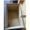 Image 6 : Steamer trunk 34"wx23"hx21"d- nice condition