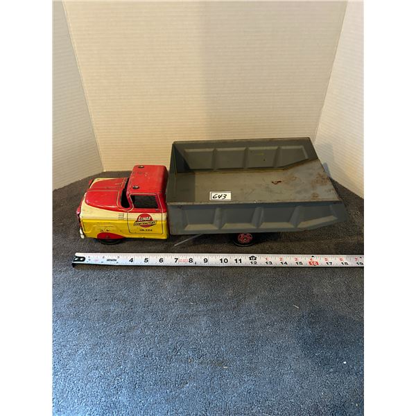 Lumar dump truck-nice graphics -18" long