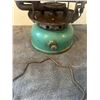 Image 4 : Coleman stove-1947- the sunshine of the night-green
