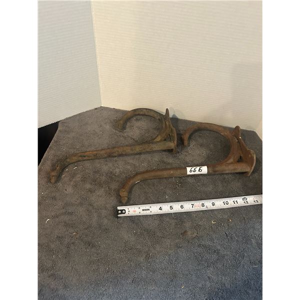 Cast harness hooks-12"- original no breaks in casting