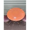 Image 2 : Ice cream parlor table + 2 chairs - wrought iron