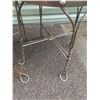 Image 6 : Ice cream parlor table + 2 chairs - wrought iron