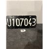 Image 1 : Argentina passenger license plate, 1970's to 1990's. U = Chubut province