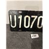 Image 2 : Argentina passenger license plate, 1970's to 1990's. U = Chubut province