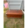 Image 1 : Cedar chest 46"Wx18"Hx20"D