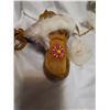 Image 4 : Toddlers mukluks, new