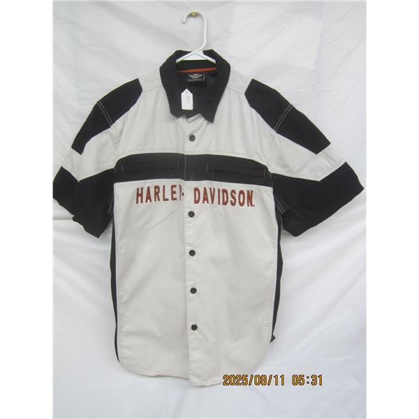 . Vintage Genuine Harley Davidson Button Up Shirt Size Large
