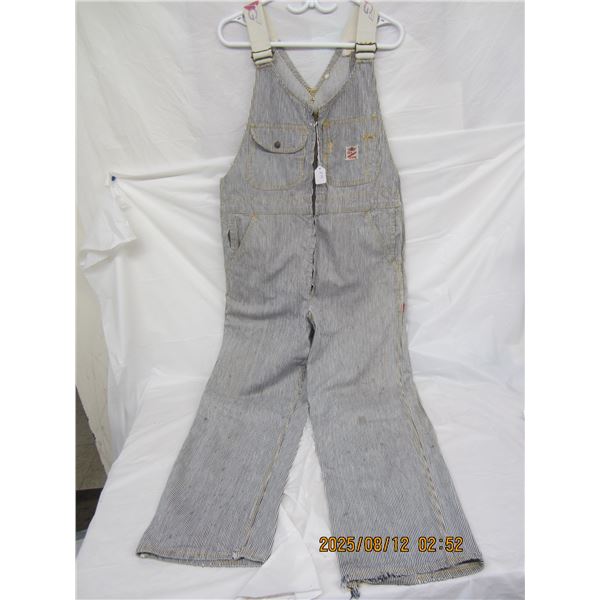GWG Original Antique Red Strap Coveralls Rare Item in Good Condition