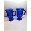Image 2 : 2-COBALT BLUE PEDESTAL MUGS
