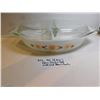 Image 2 : TOWN AND COUNTRY PYREX 1 ½ QUART DIVIDED DISH