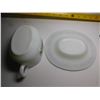 Image 4 : PYREX CRAZY DAISY GRAVY BOAT AND UNDERPLATE