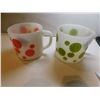 Image 3 : FEDERAL GLASS DOT MUGS, GREEN AND ORANGE
