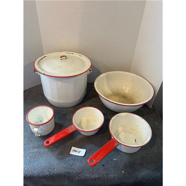 5 pcs enamelware -red + white c/w wooden box