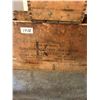 Image 2 : 2-ammo boxes-dove tailed-polar stamping powder and pratt and lambert