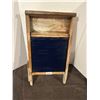 Image 1 : Blue enamel washboard