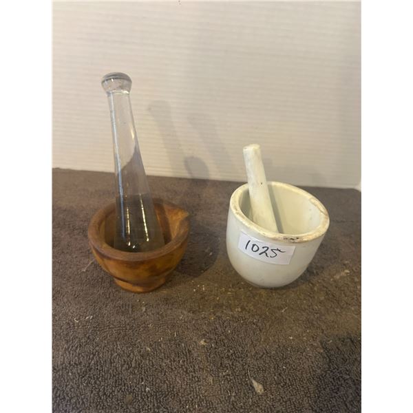 2 mortar + pestles-vintage