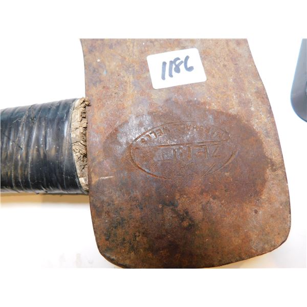 MARSHALL WELLS ZENITH OX-HEAD ON HANDLE