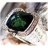 Image 12 : Glamorous Green Tourmaline and Pave Diamond Ring