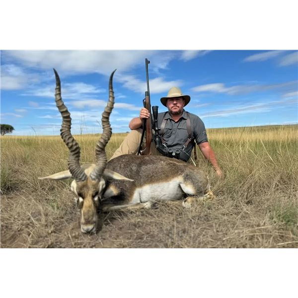 Blackbuck for 2 Hunters - Cazapampa Hunting Ranch