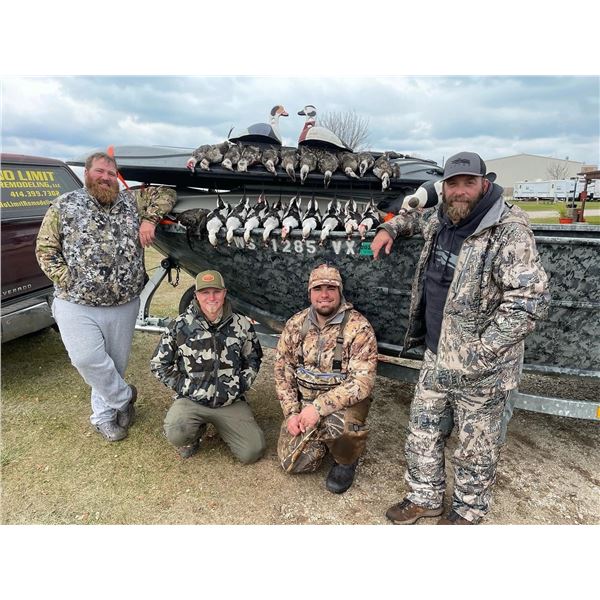 WISCONSIN DUCK HUNT FOR 4 - $2,400 / EXHIBITOR