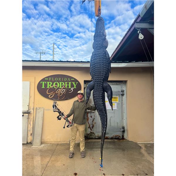 2 day gator hunt up to 12ft in South Florida (Sept - Oct. 2026) Donated by: Professional Guide KC Le