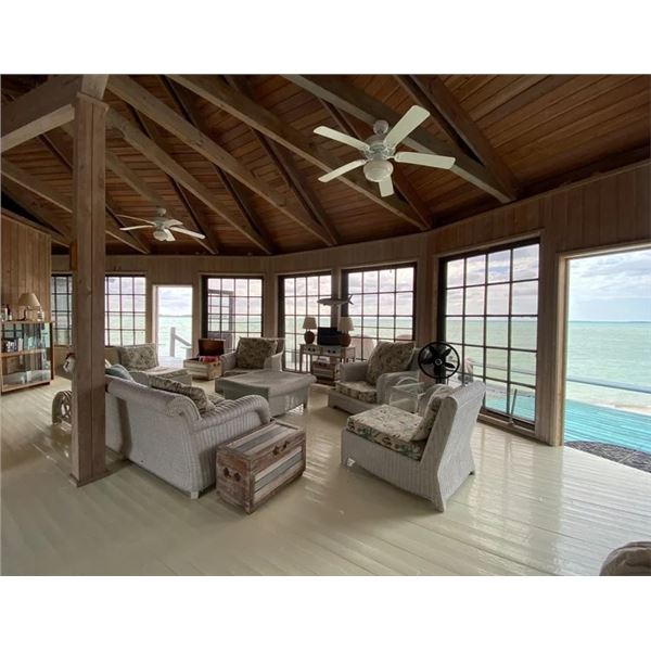 Bahamas - Beachfront Retreat Vacation for 8 people for 7 days