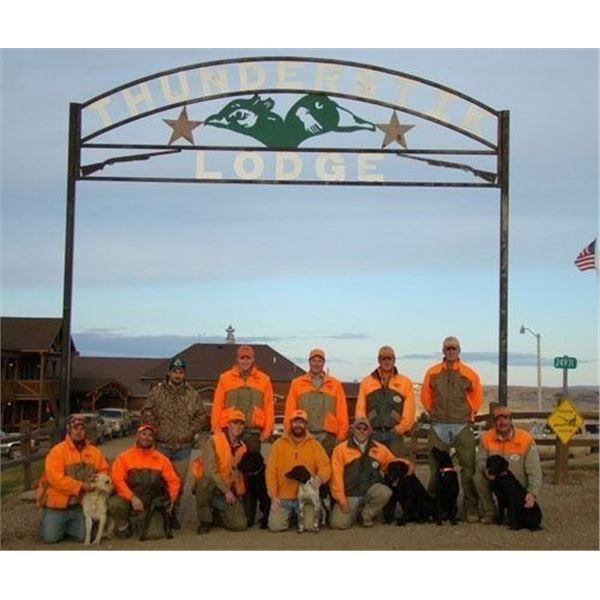 South Dakota - Pheasant Hunt for 4-Hunters