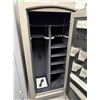 Image 5 : Champion Safe Co. Trophy Series Model TY-25 – 24-Gun Safe in Ivory Glass and Platinum