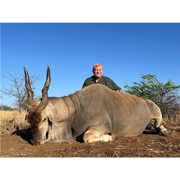 10 DAY NAMIBIAN SAFARI (6 TROPHIES)/BIRD HUNT FOR 2 HUNTERS AND 2 OBSERVERS