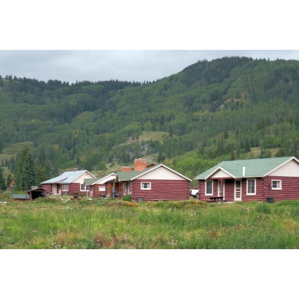 5 NIGHTS IN A COZY ONE BED/ONE BATH CABIN ON THE CONEJOS RIVER