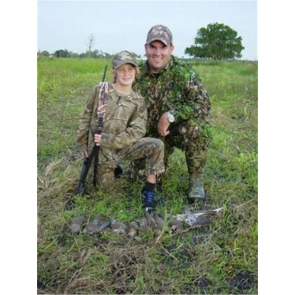 Dove hunt for four hunters in Okeechobee Florida