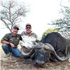 Image 1 : Mozambique: 10 D Cape Buffalo 2027 or 2028 Hunt for 1 hunter, Includes 1 Cape Buffalo + tf discount