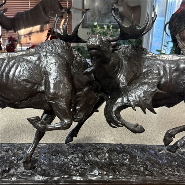 Mike Barlow's "Prize Fighters" Bronze Sculpture! Dedicated to the Ram Hunter Pallister Family.