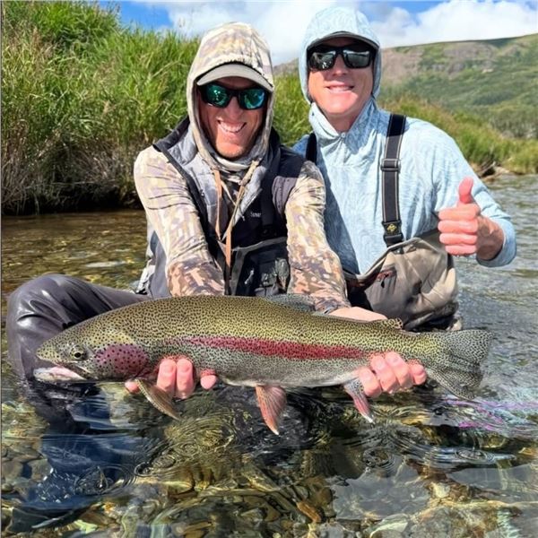 Alaska: 5 Day Spectacular fully guided rainbow trout and salmon fly-fishing adventure for 1 Angler.