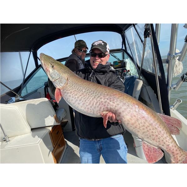 Ontario, Canada– 1 Day – Muskie Fishing Charter for up to Four Anglers