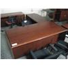 Image 1 : Mahogany L-shape Executive Desk W/credenza &