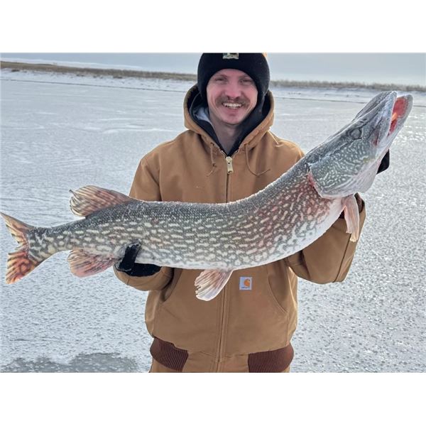 Cold Water Outfitters - North Dakota Ice & Spear Fishing Adventure – 3 Days for 2 Anglers