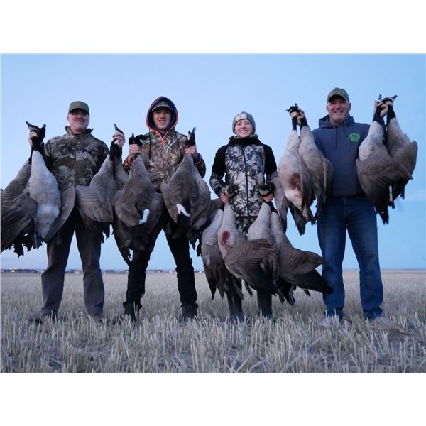 LA05 – Montana - Missouri River Lodge X-Stream Hunting – Waterfowl Hunt