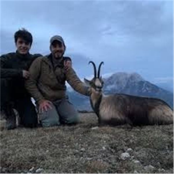 Couples Adventure-Chamois Hunting Wine Tasting Tour Barcelona