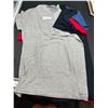 Image 2 : Lot of 6 Fruit of the Loom T-Shirts, Size Small, Various Colors