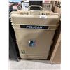 Image 2 : Pelican 1650 Watertight Protector Case with Wheels and Handle