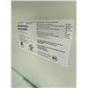 Image 2 : GE GTS18GSNRSS Top-Freezer Refrigerator with 18.3 Cu. Ft. Capacity