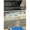 Image 2 : Samsung DW80J3020US Dishwasher with Stainless Steel Finish
