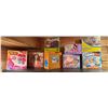 Image 1 : Kids board games, toys and bracelet making