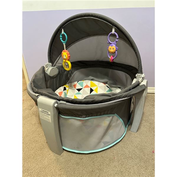 Fisher-Price On-the-Go baby dome