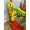 Image 2 : little tikes activity set